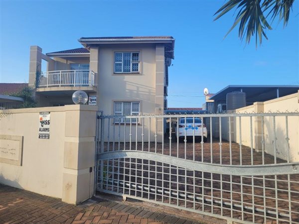 4 Bed House in Northcroft