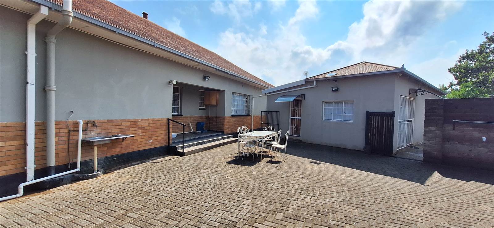 3 Bed House in Aliwal North photo number 22