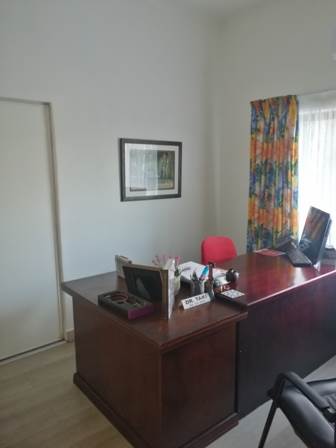 3.7  m² Office Space in Athlone Park photo number 2