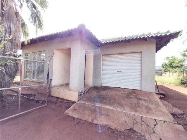 4 Bedroom House 4 Bedroom House