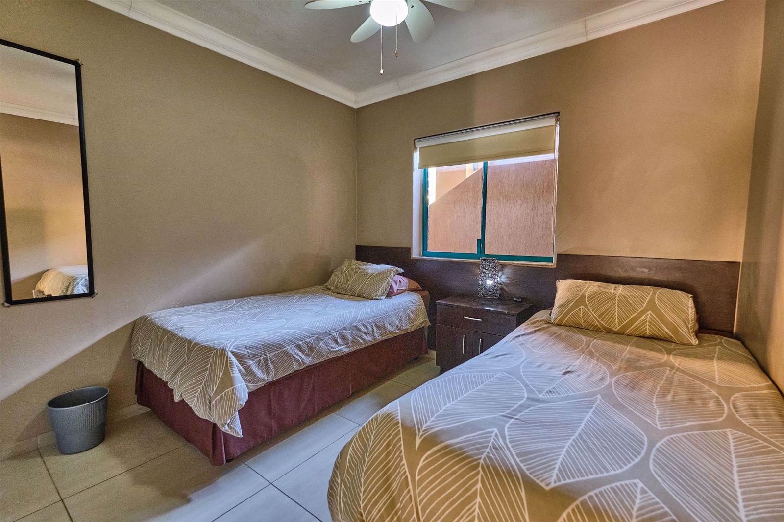 3 Bed Apartment in Amanzimtoti photo number 17