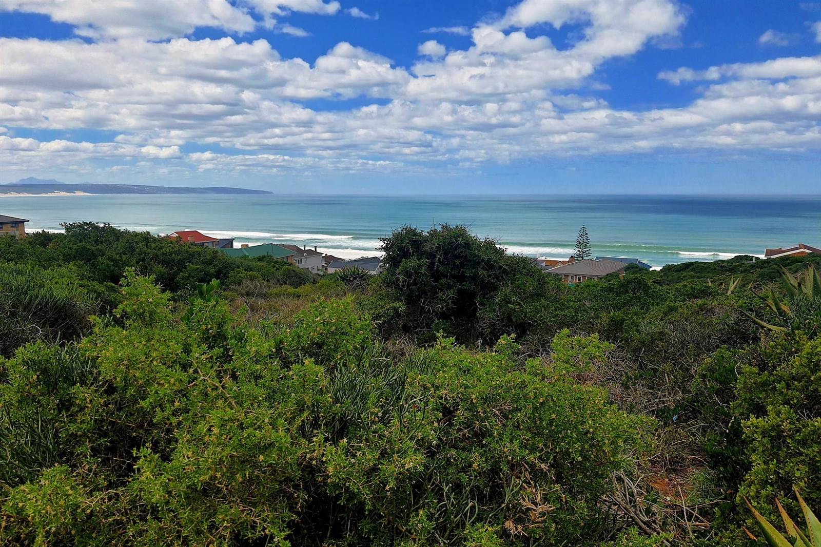 897 m² Land available in Boggomsbaai photo number 1