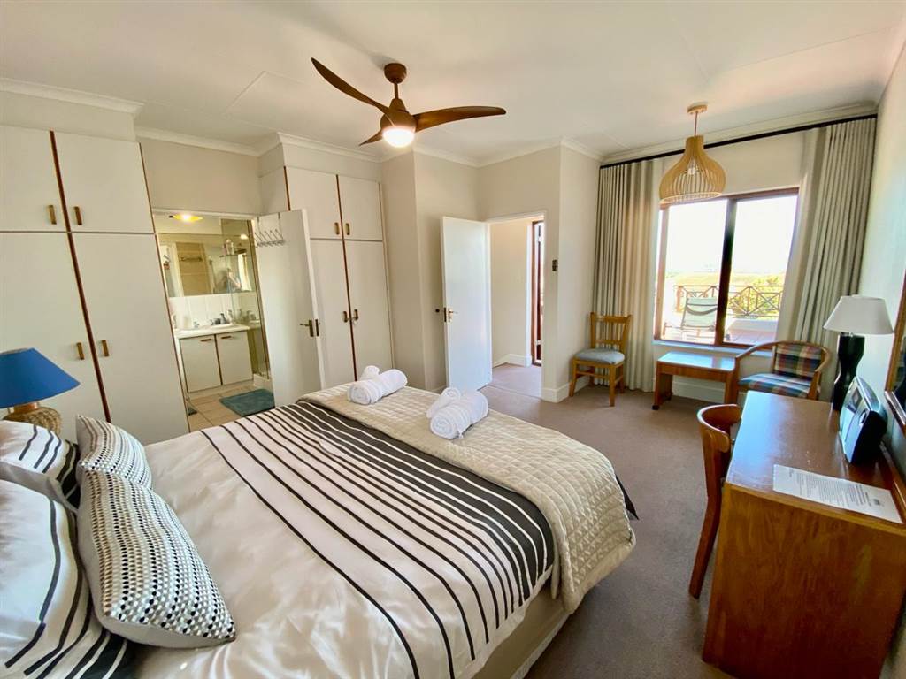 4 Bed Apartment in Plettenberg Bay photo number 29