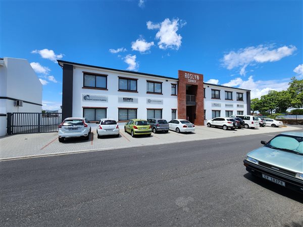 82  m² Commercial space in Brackenfell Industrial