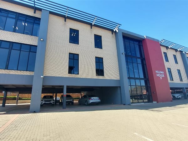 345  m² Commercial space