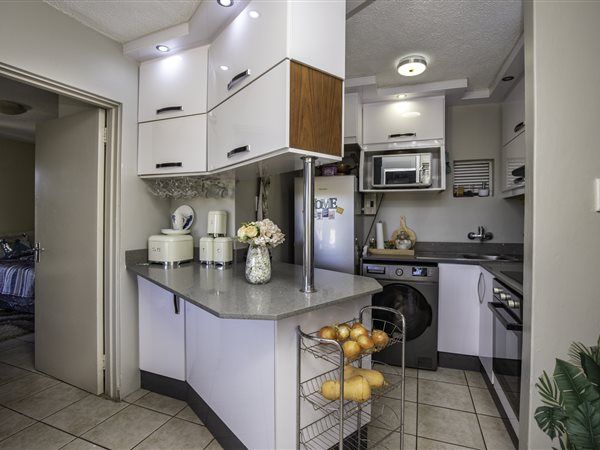 2 Bed Apartment in Carrington Heights