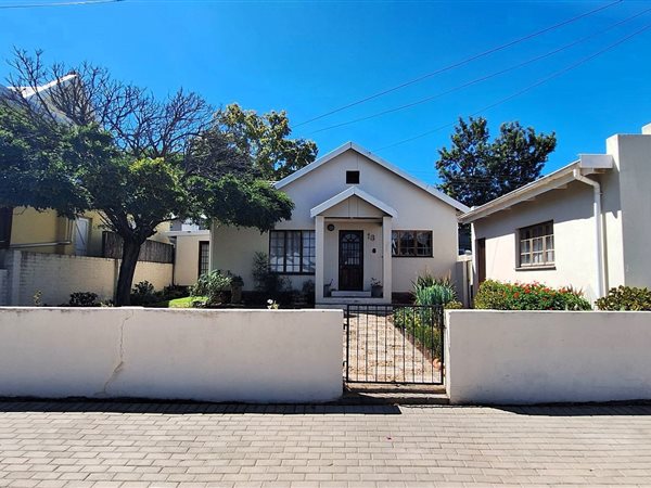 2 Bedroom House 2 Bedroom House
