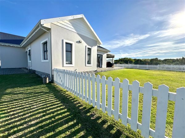 3 Bedroom House 3 Bedroom House
