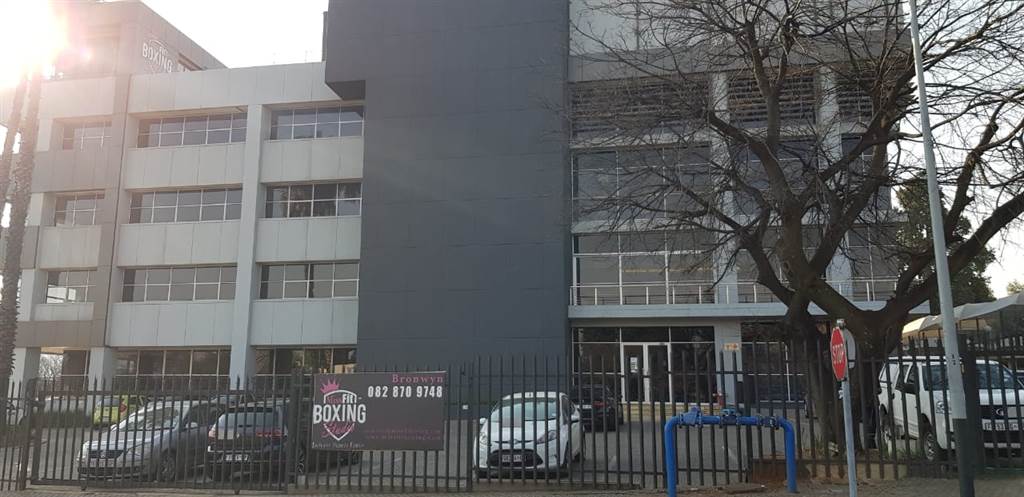 163  m² Office Space in Bedfordview photo number 1