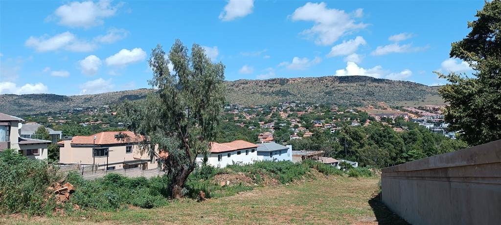450 m² Land available in Wilgeheuwel photo number 6