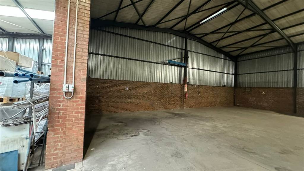 1104  m² Industrial space in Pretoria West photo number 19