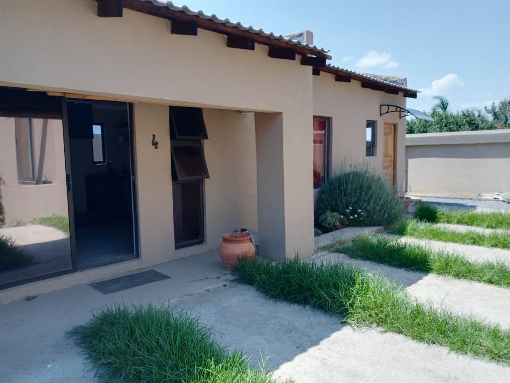 4 Bed House for sale in Liefde en Vrede T4500574 Private Property