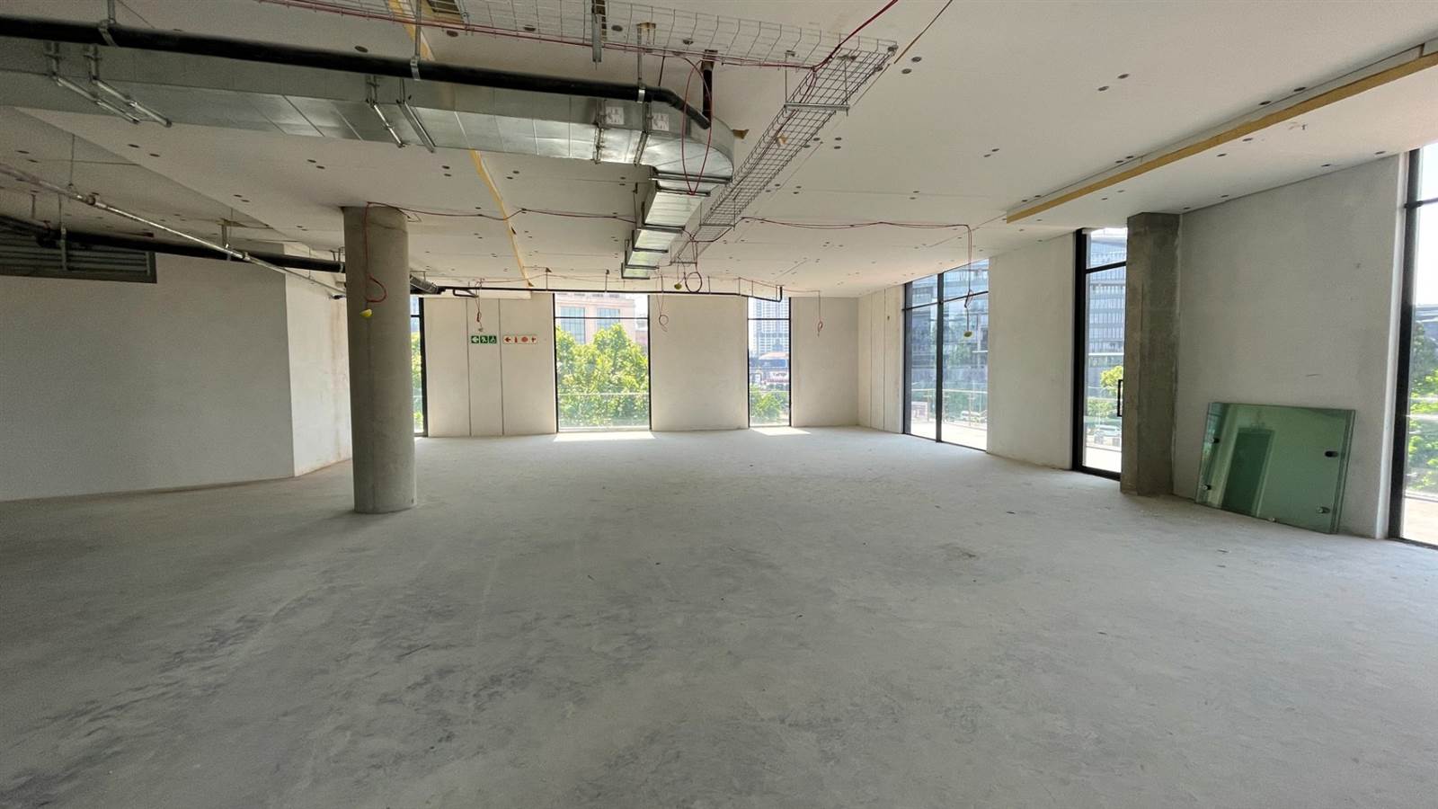 582  m² Office Space in Sandown photo number 8