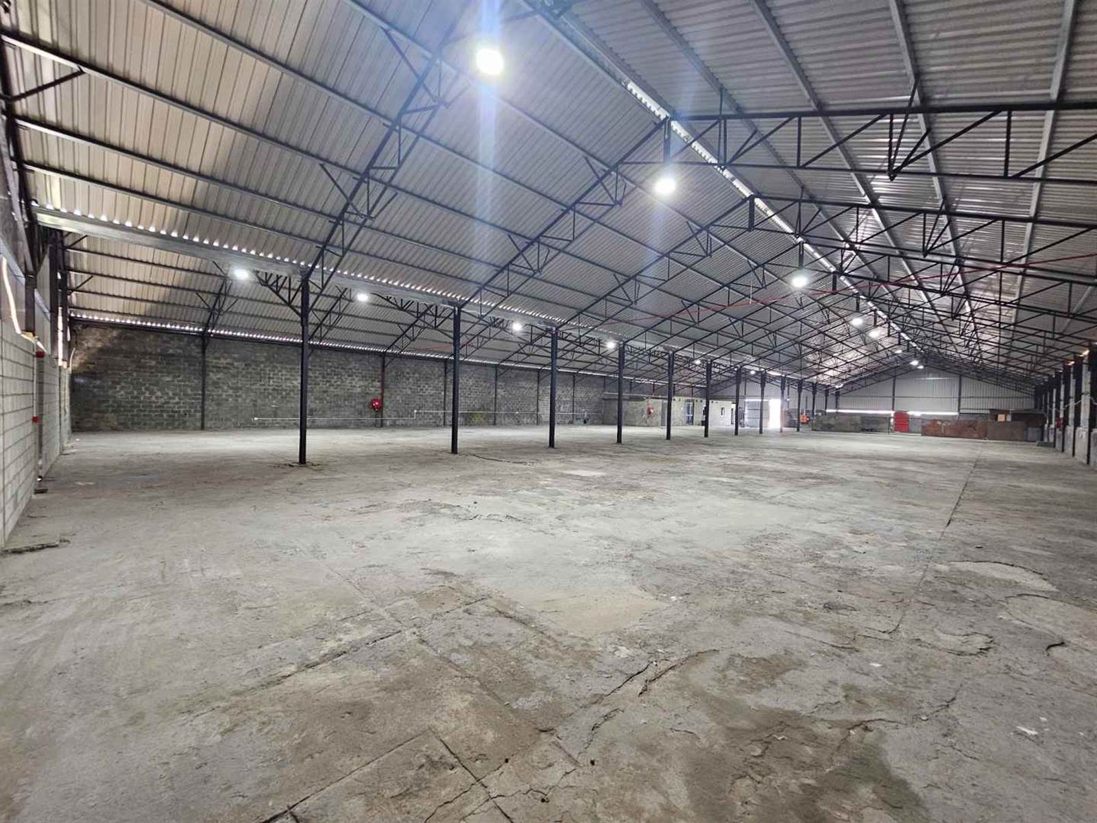 1800  m² Industrial space in Fisantekraal photo number 1