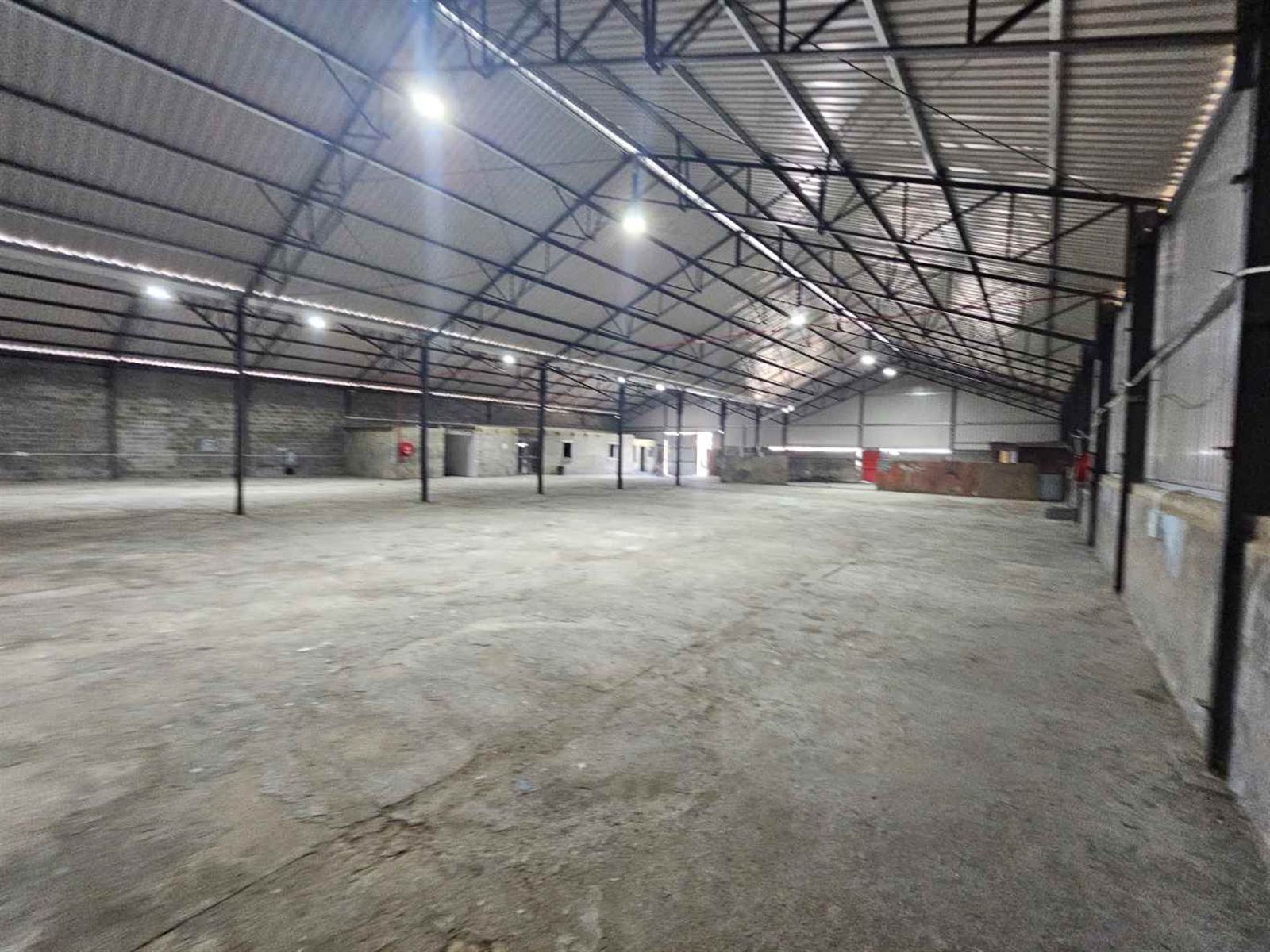 1800  m² Industrial space in Fisantekraal photo number 8