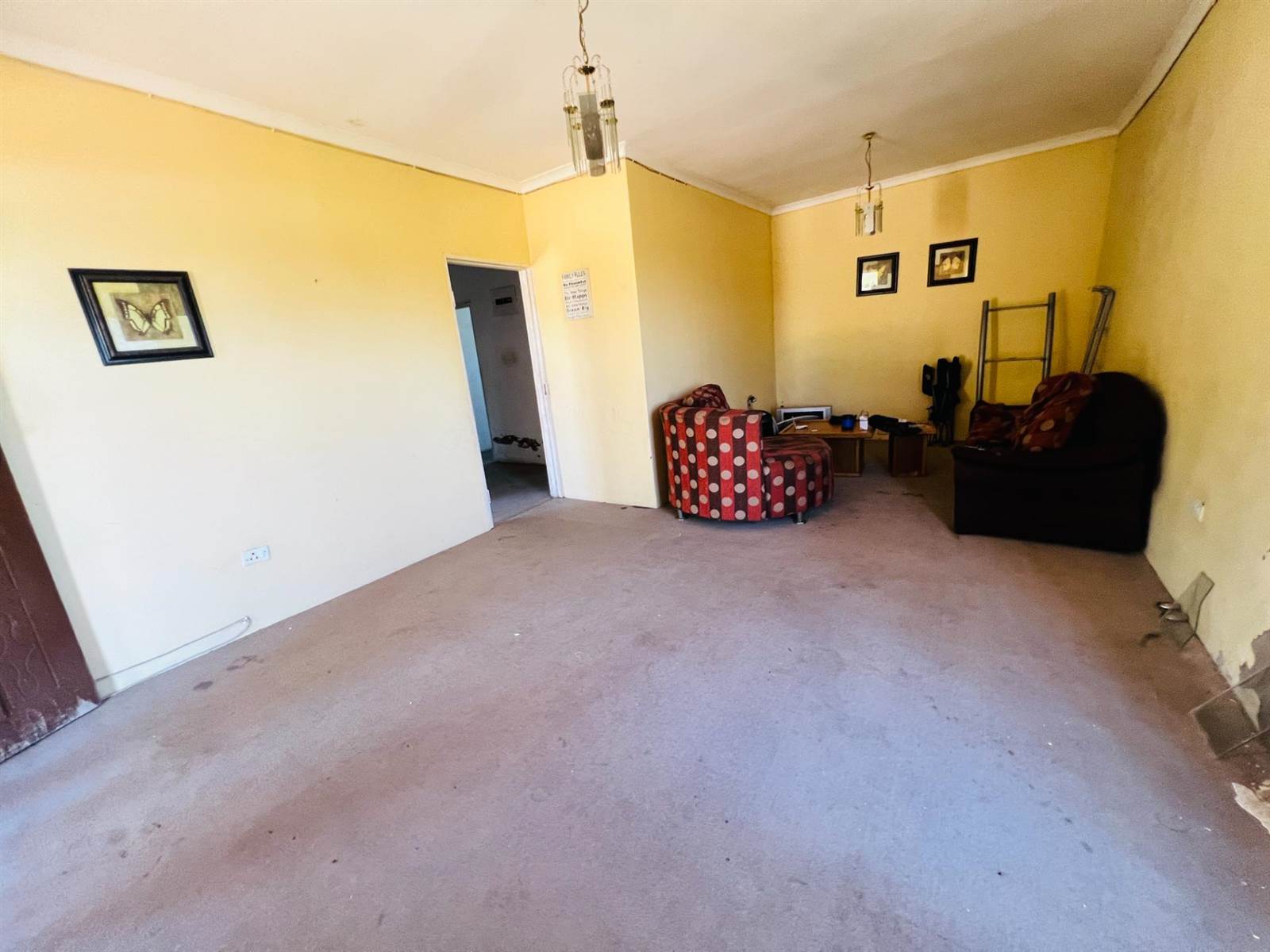 3 Bed House in Ntuzuma photo number 7