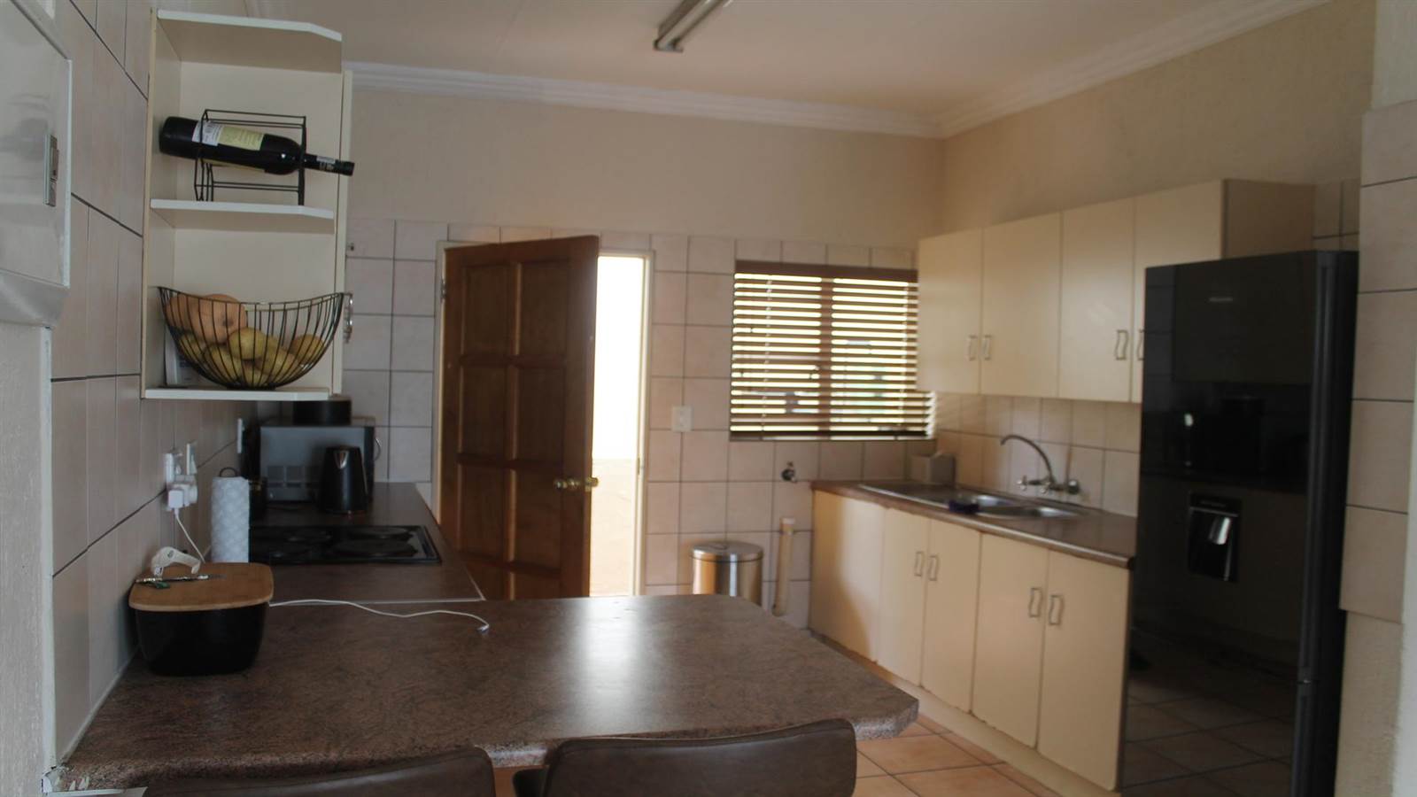 2 Bed Flat in Nelspruit Central photo number 12