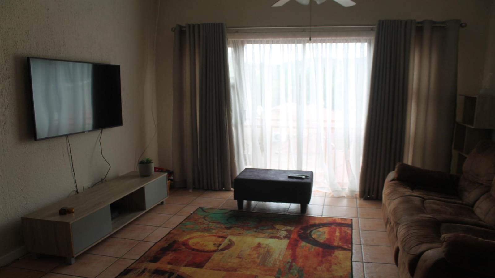 2 Bed Flat in Nelspruit Central photo number 17