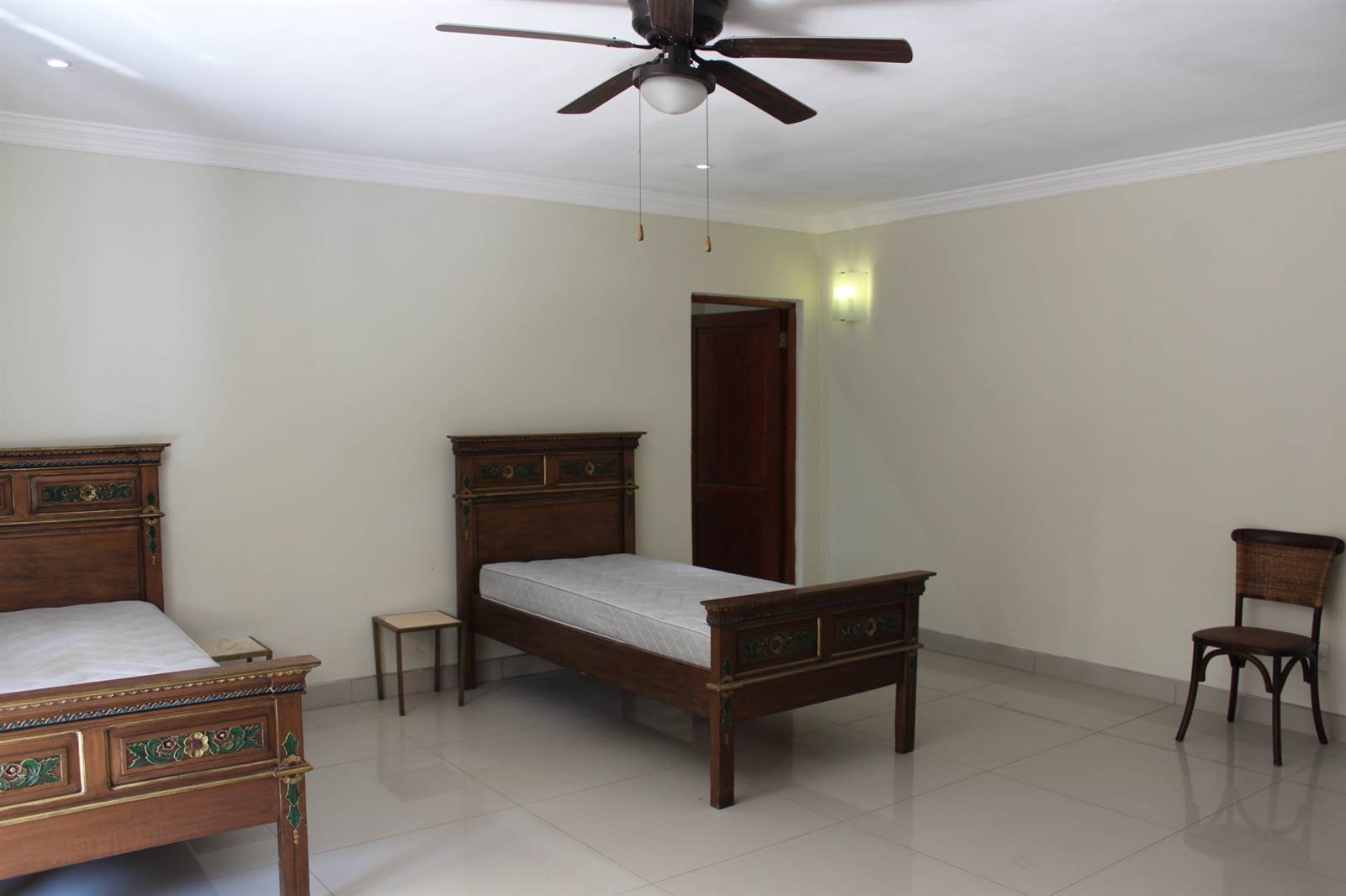 2 Bed Apartment in Mount Amanzi photo number 5