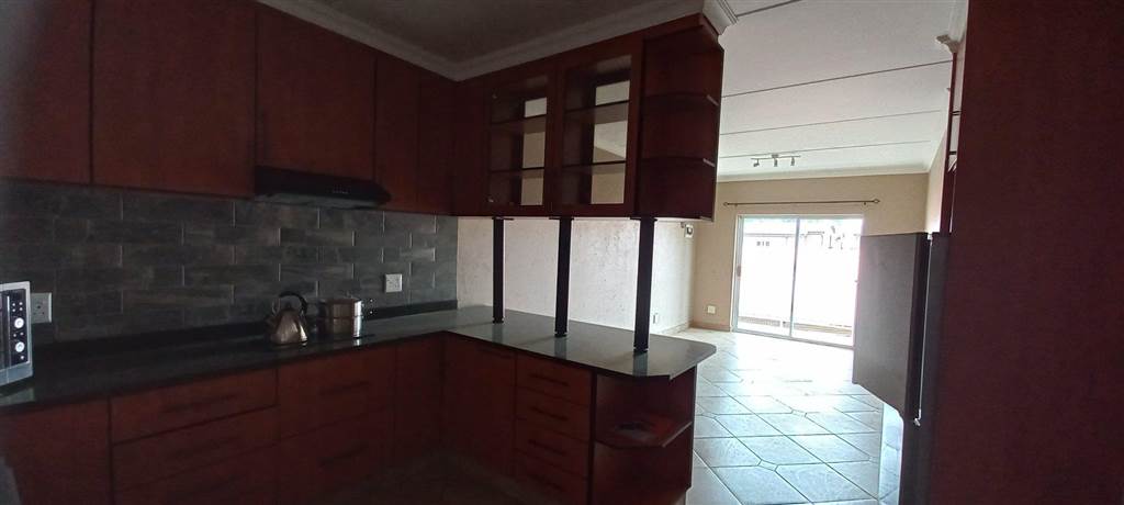 1 Bed House in Benoni North photo number 3