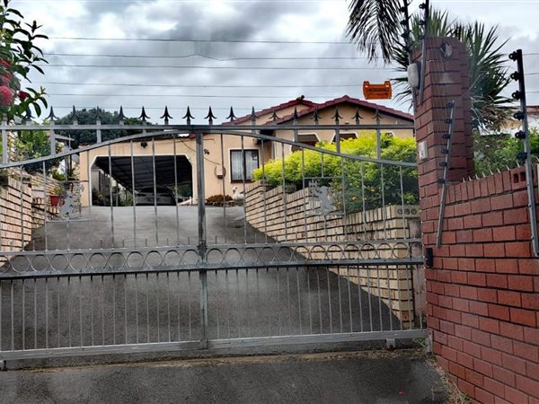 7 Bedroom House 7 Bedroom House