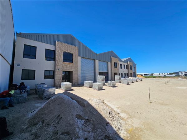 1455  m² Industrial space in Firgrove