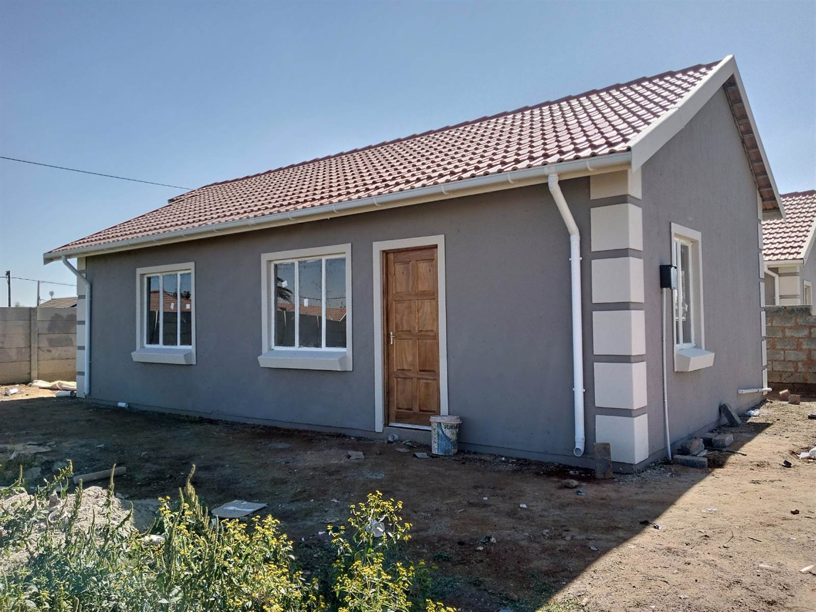 2 Bed House in Leondale photo number 2