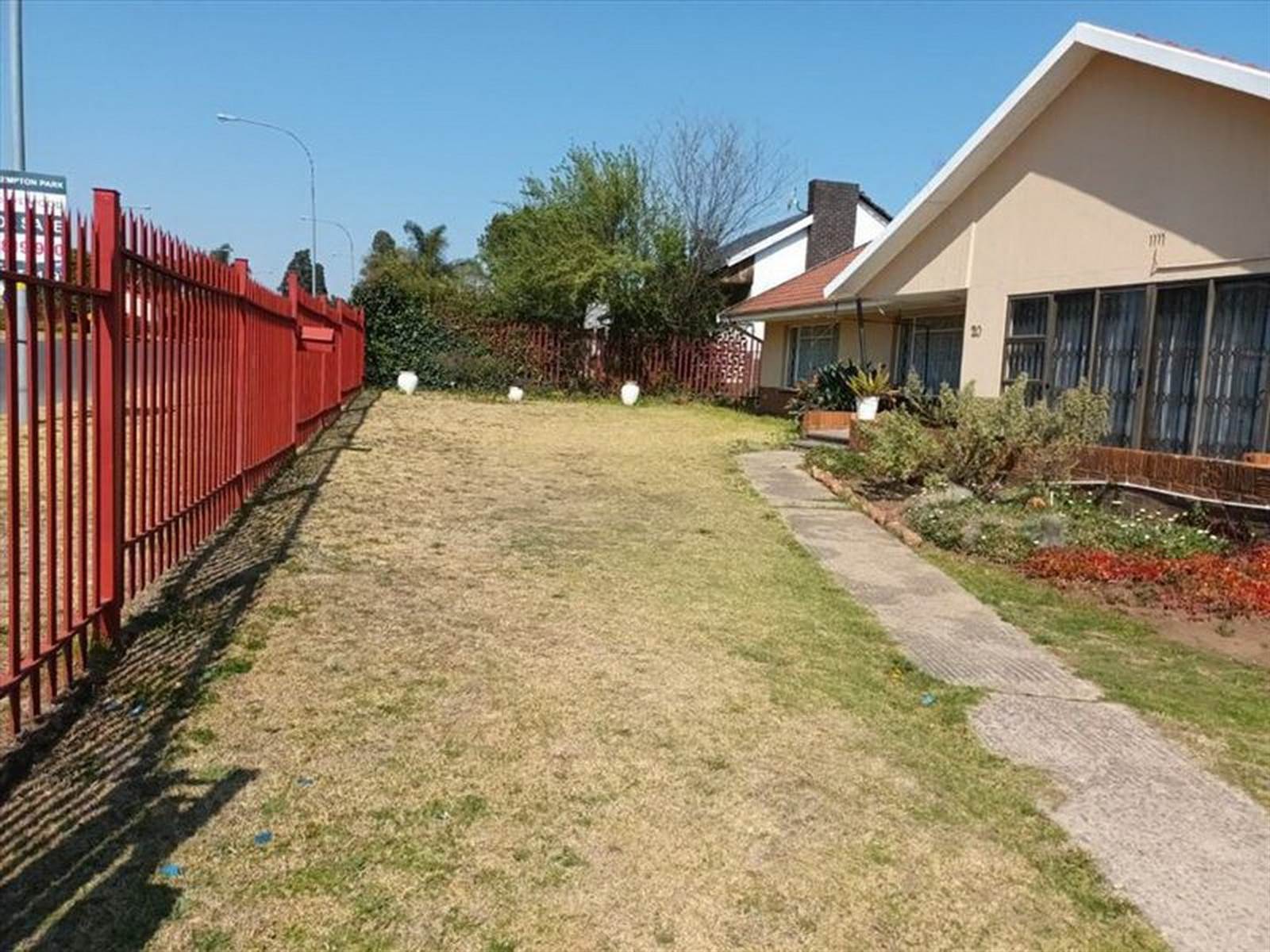 3 Bed House in Kempton Park Ext 4 photo number 10