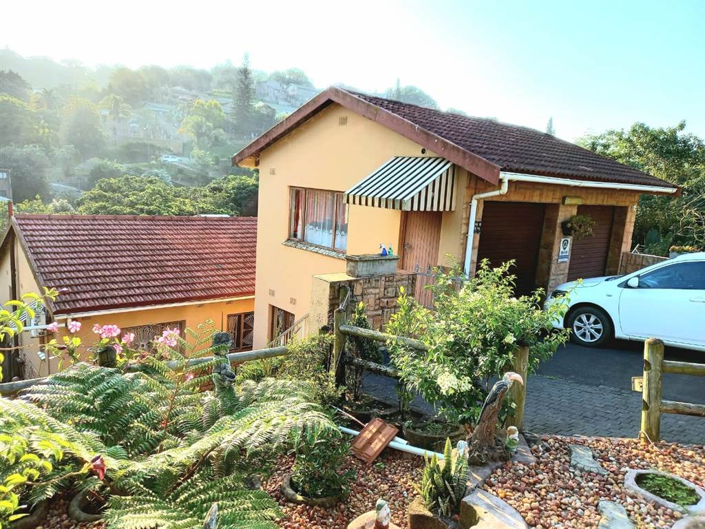 4 Bed House for sale in Silverglen T4650276 Private Property