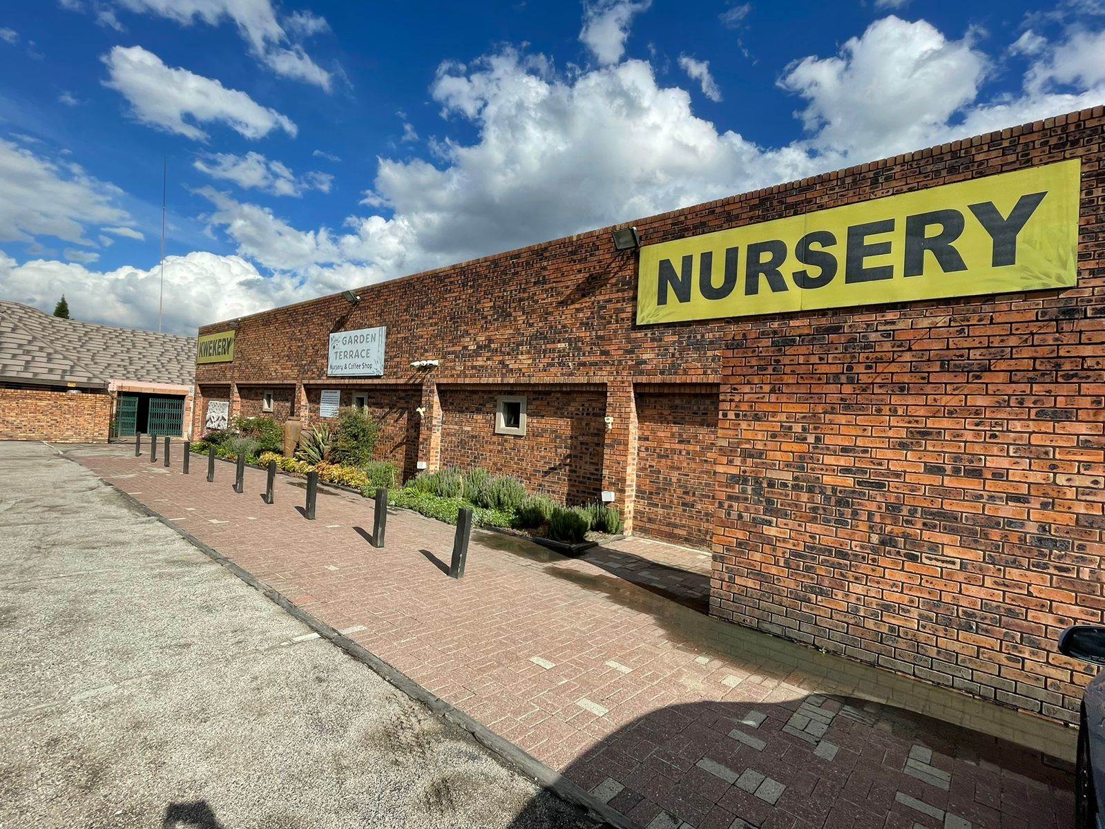 1430  m² Commercial space in Secunda photo number 2