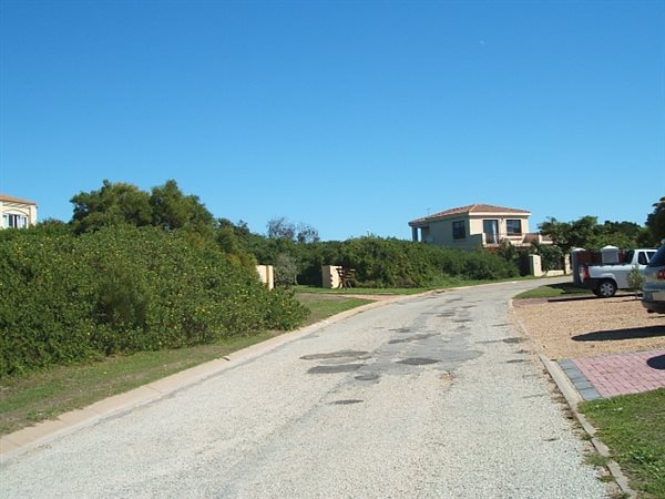 981 m² Land available in St Francis Bay