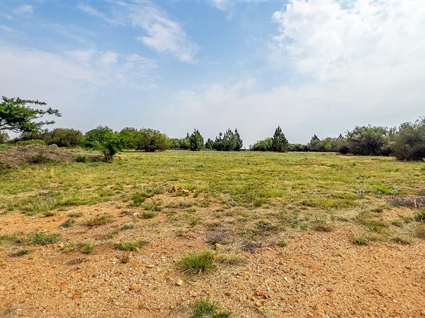 4 820 m² Land