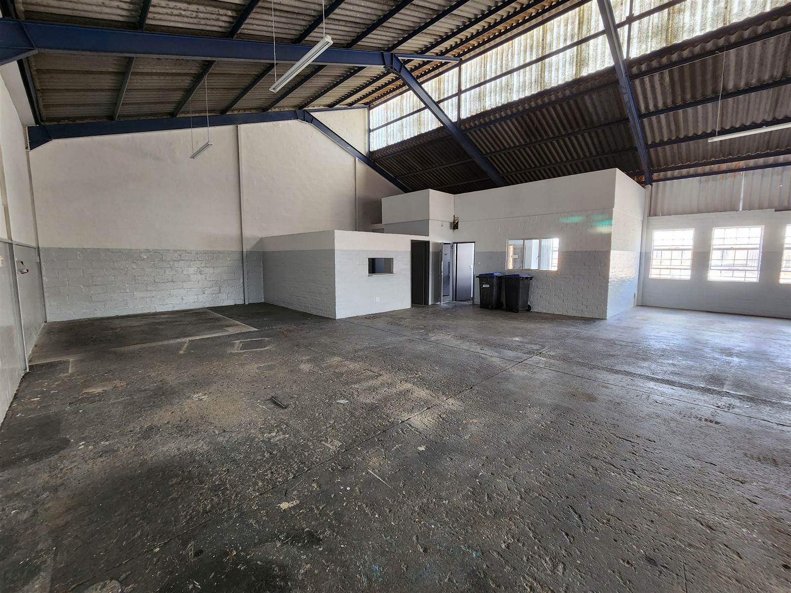 255  m² Industrial space in Bellville Central photo number 6