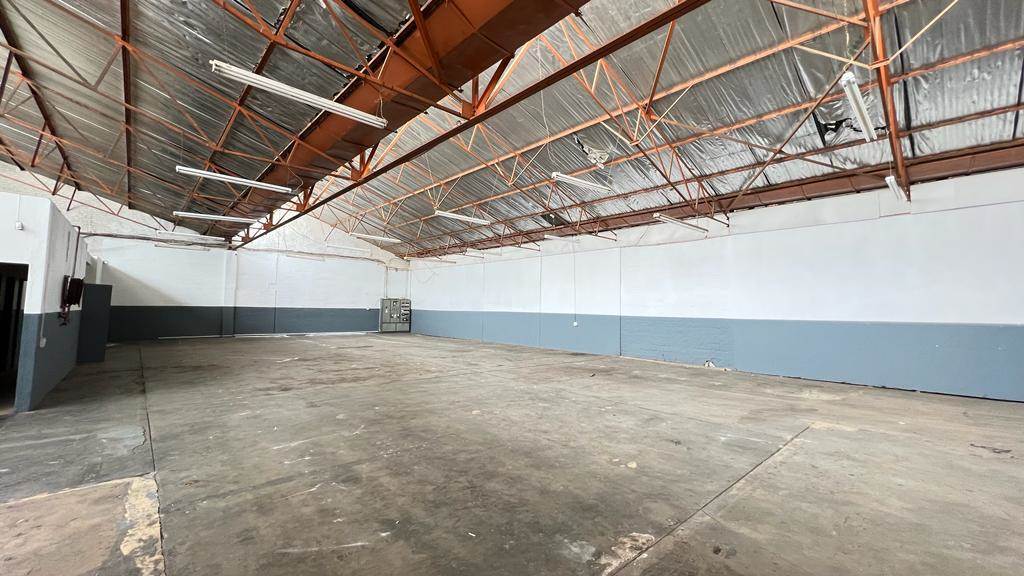 460  m² Industrial space in Park Central photo number 4