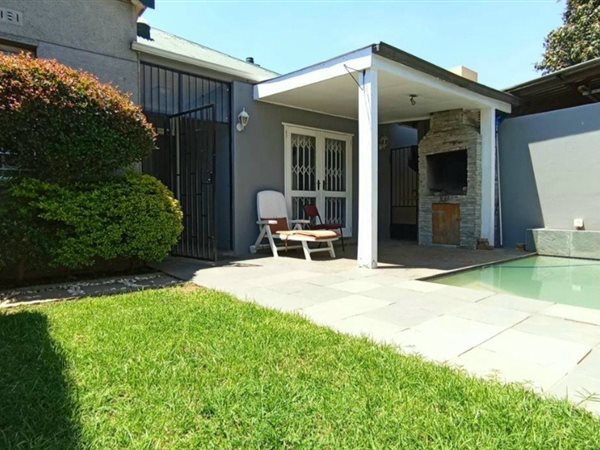 3 Bedroom House 3 Bedroom House