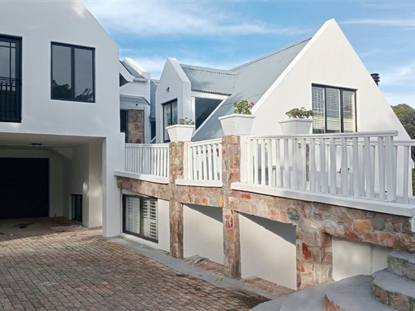 3 Bedroom House 3 Bedroom House
