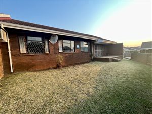 3 Bed Townhouse in Hayfields