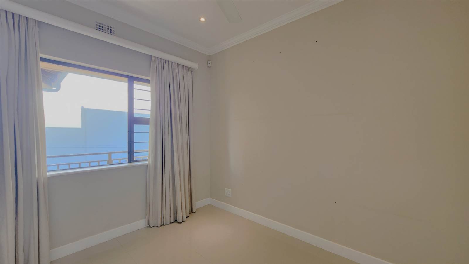 3 Bed Apartment in Shelly Beach photo number 18
