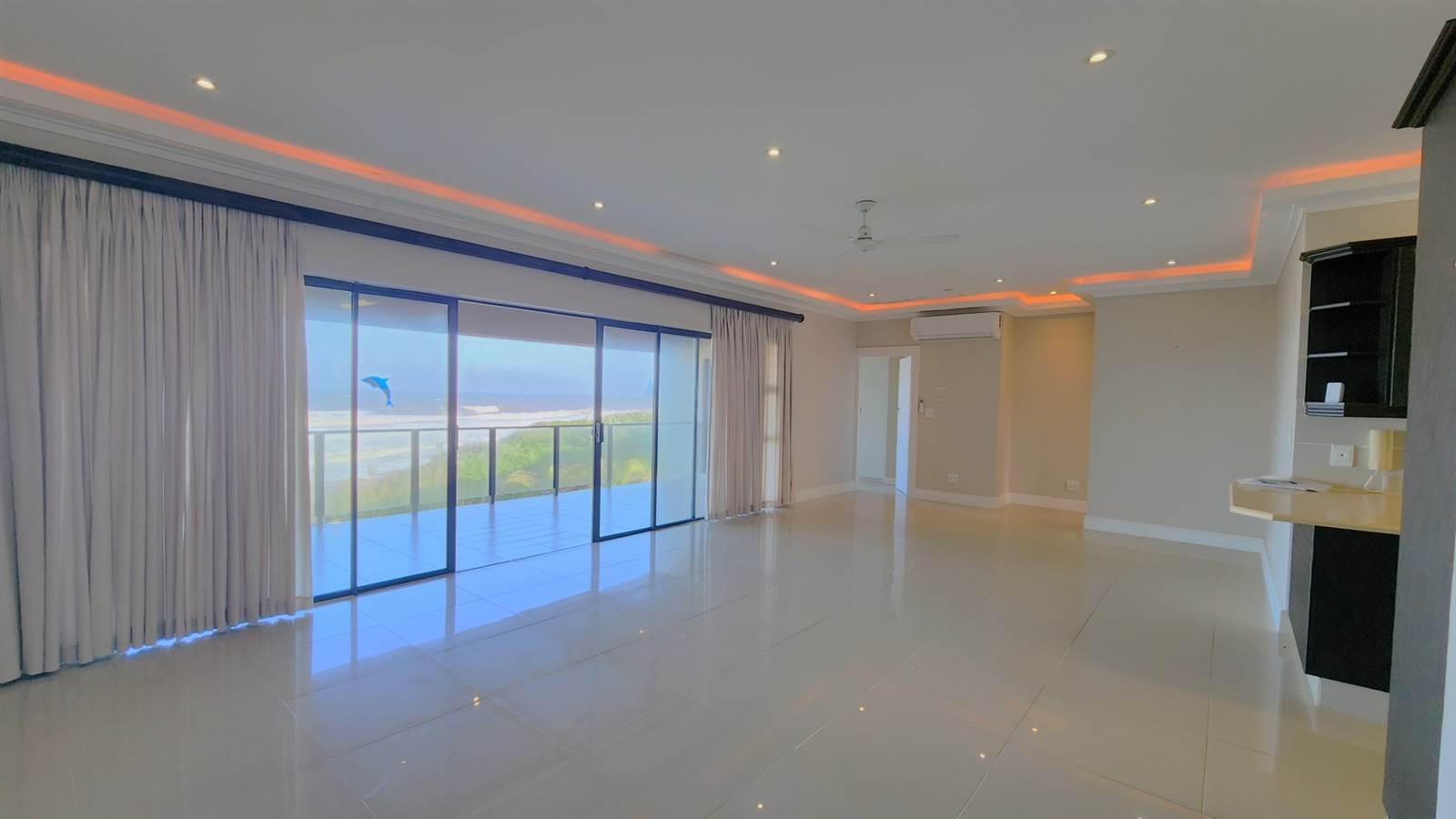 3 Bed Apartment in Shelly Beach photo number 9