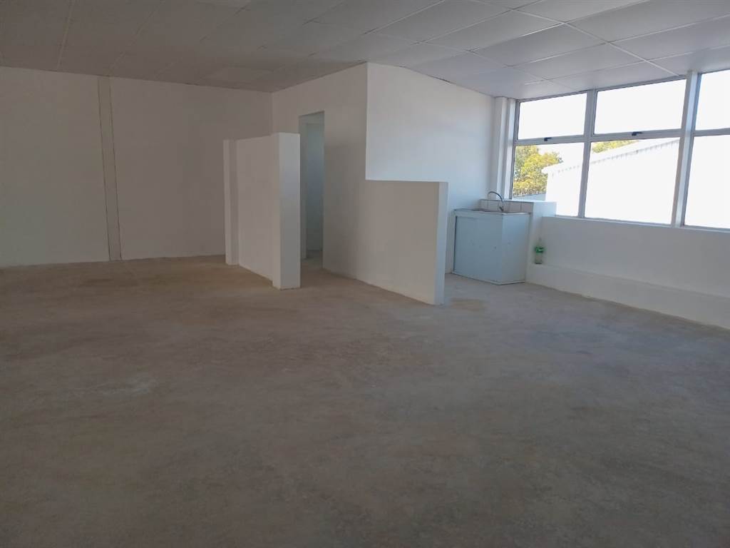 177  m² Commercial space in New Germany photo number 5