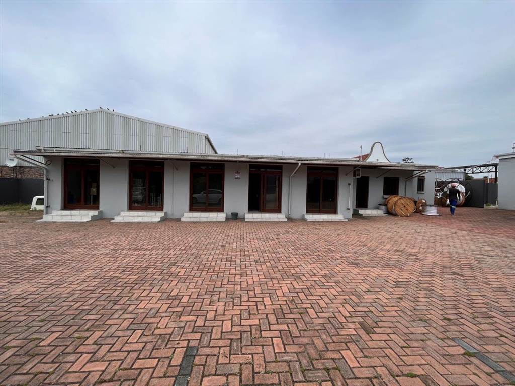 147  m² Commercial space in Walmer photo number 4