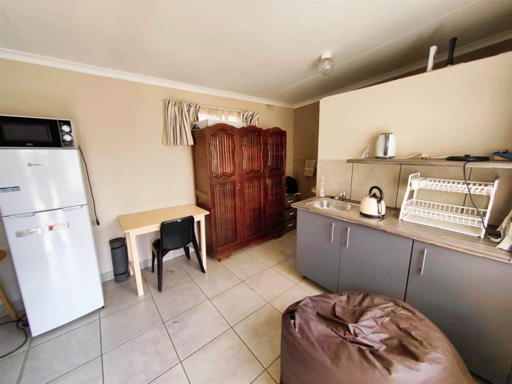 3 Bed House in Potchefstroom Central photo number 25
