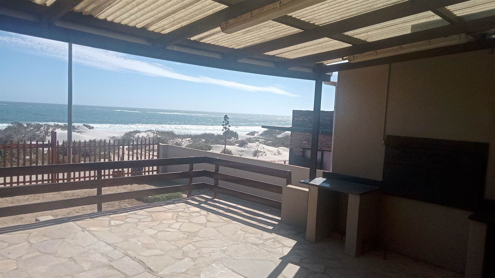 6 Bed House in Port Nolloth photo number 5