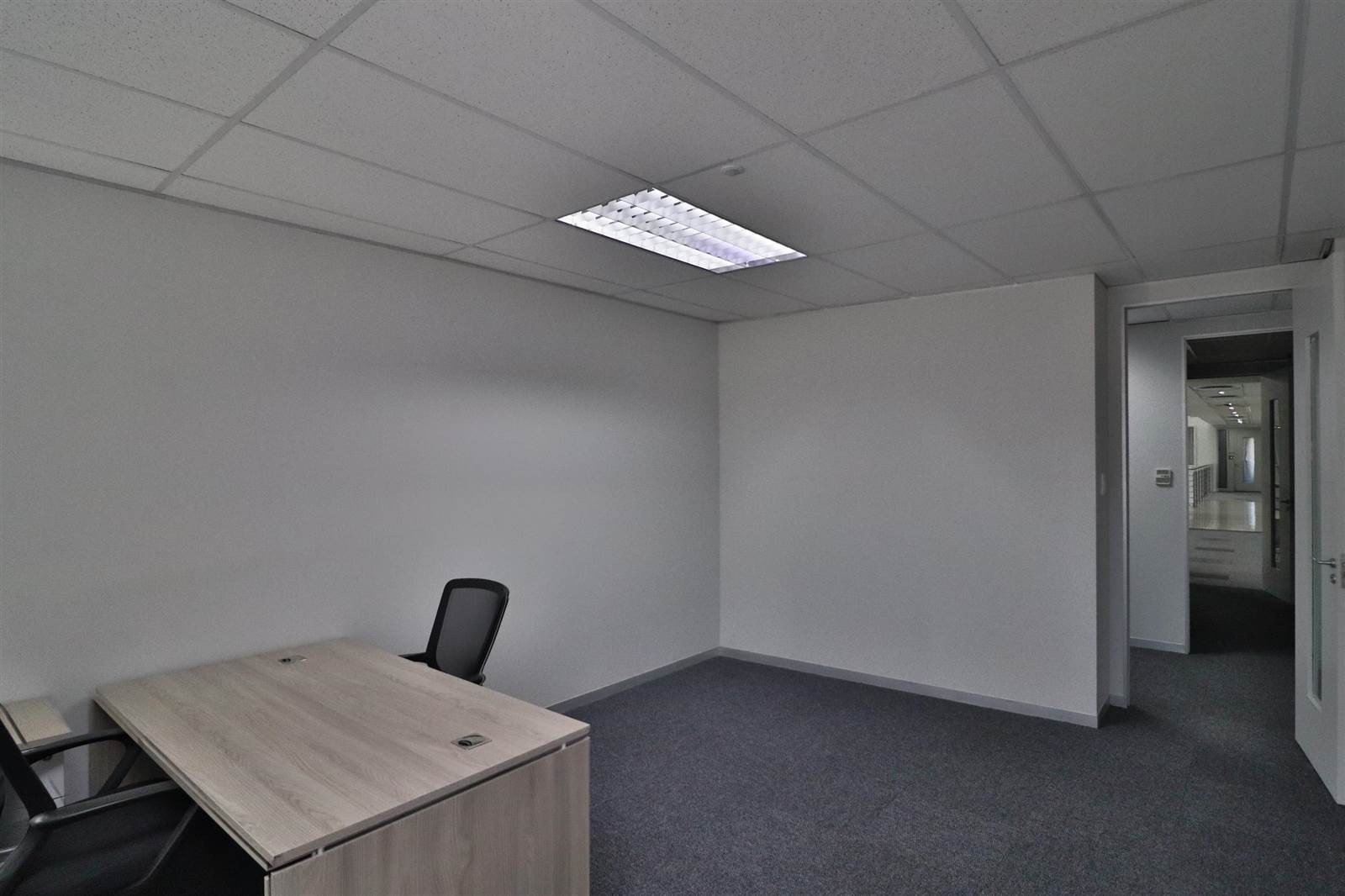 15  m² Commercial space in Sandown photo number 9