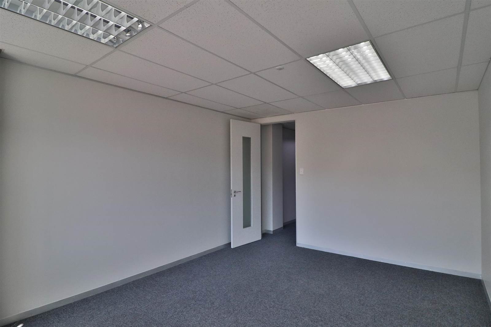 15  m² Commercial space in Sandown photo number 12