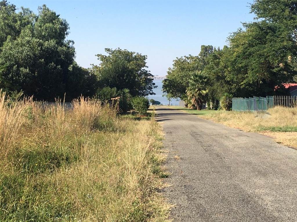 1250 m² Land available in Vaal Marina photo number 3