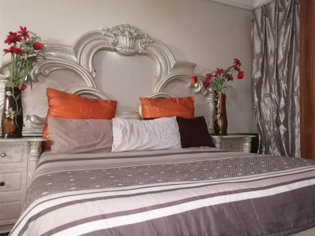 1 Bed Flat in Klipfontein photo number 1
