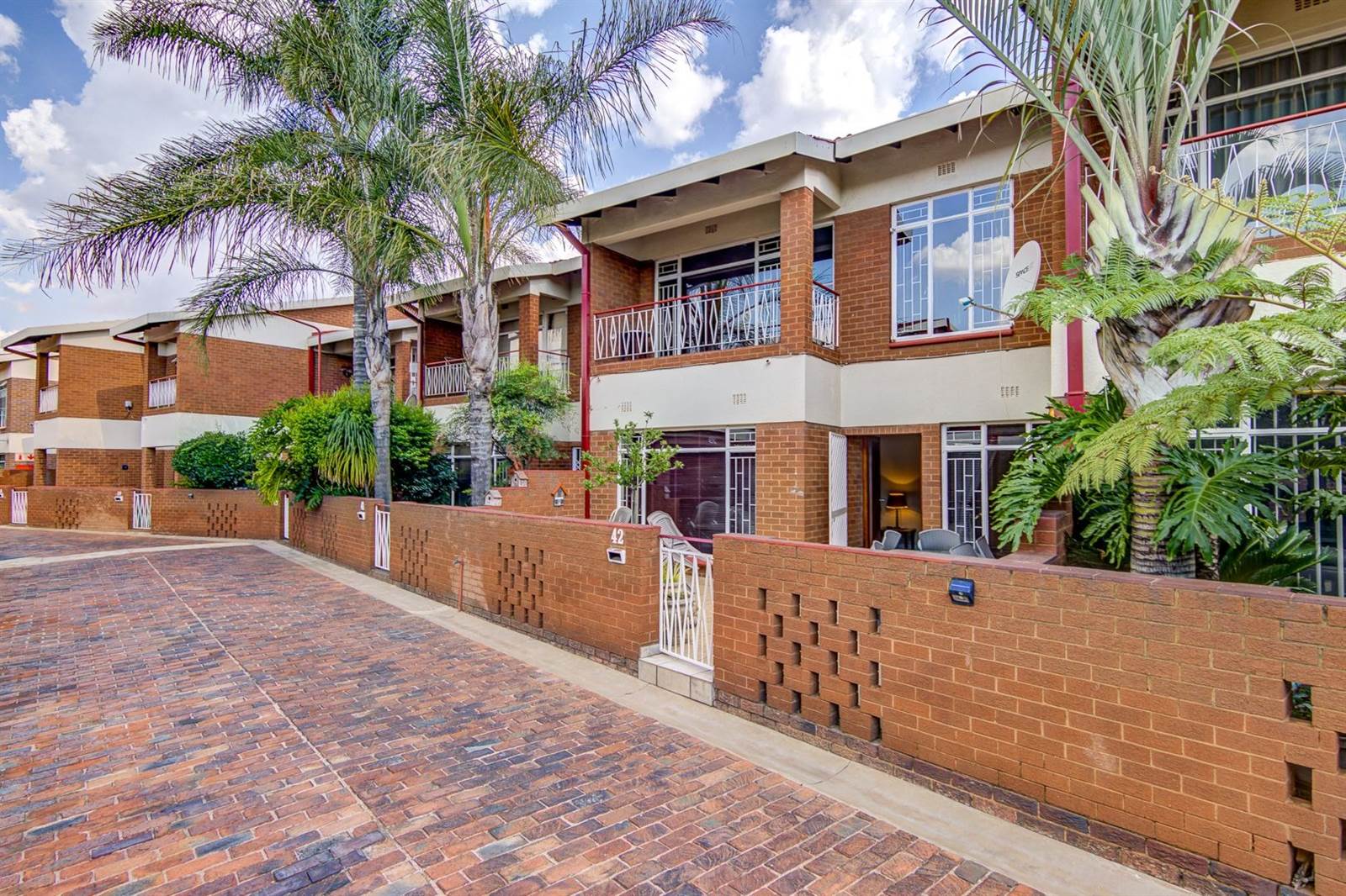 3 Bed Townhouse in Beyers Park photo number 22