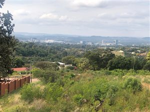 1555 m² Land available in Waterkloof Heights