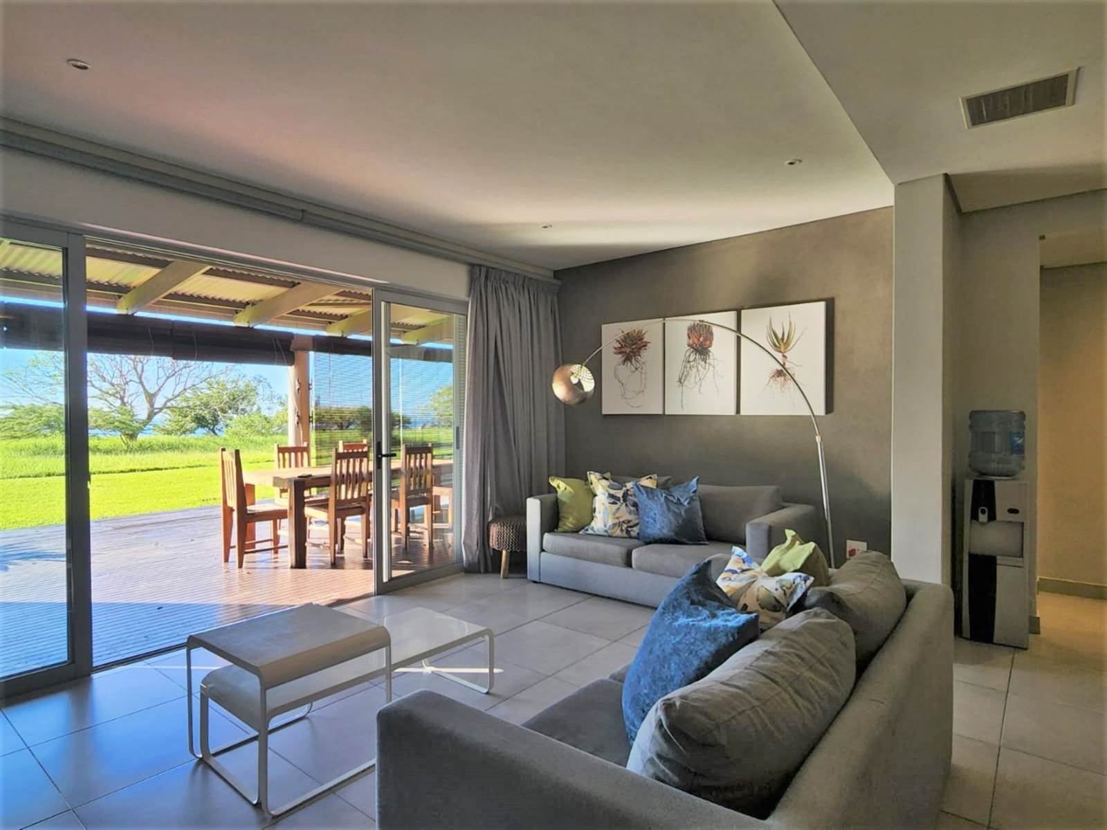 4 Bed Apartment in Ballito photo number 8